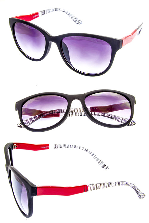 womens plastic classic fashion UV400 protected sunglasses