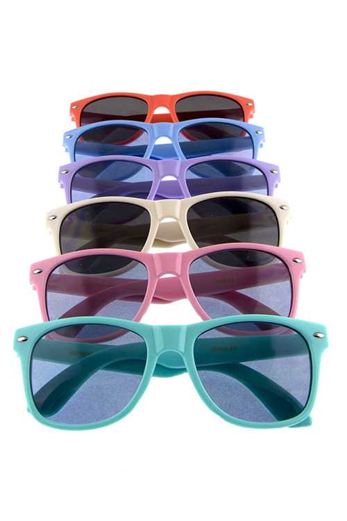 Kids plastic horn rimmed square sunglasses