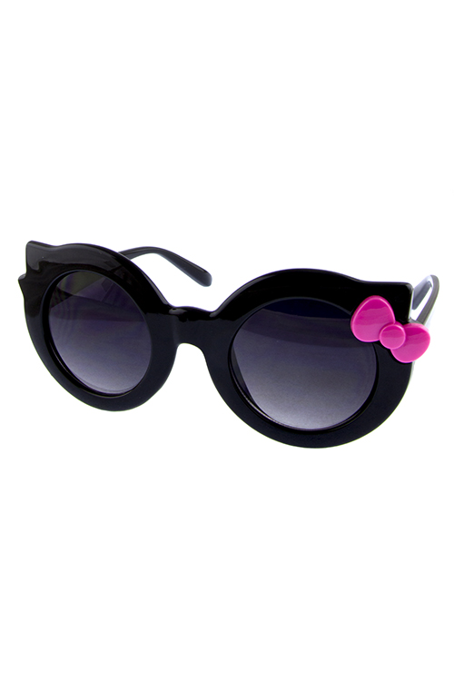 Womens bowtie plastic round lens sunglasses